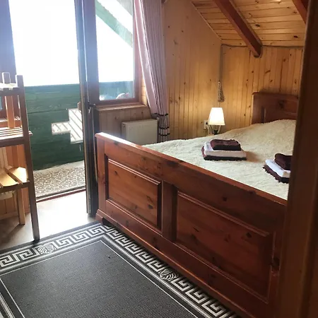 Shchaslyvyi Konukevi